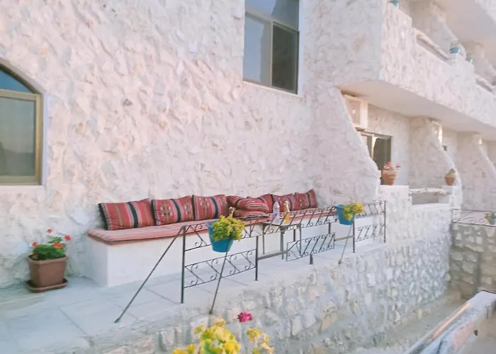 Infinity Lodge